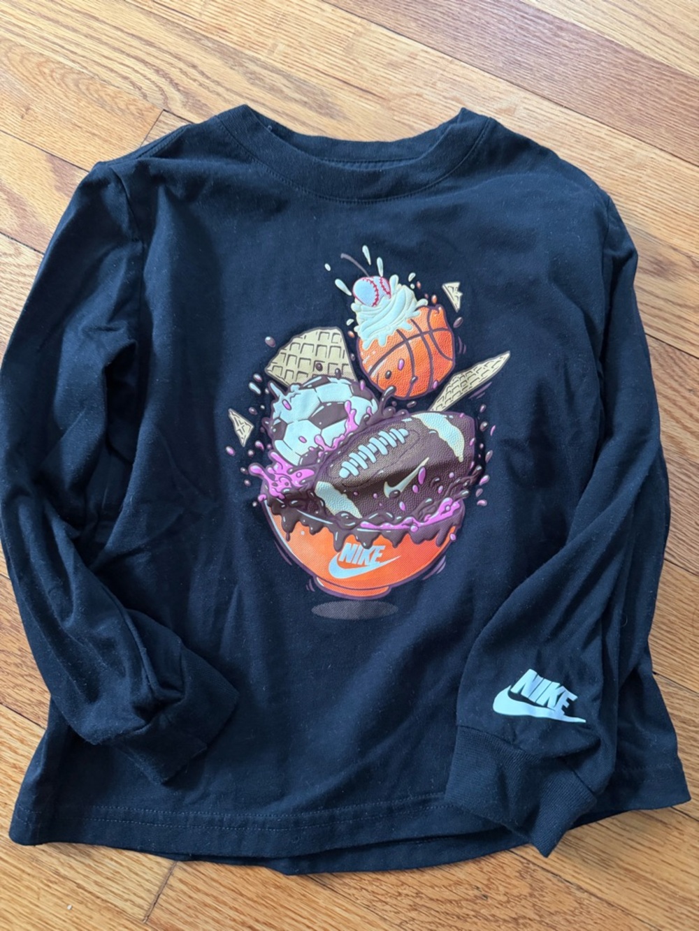 Nike Toddler Boy Long Sleeve T Shirt Ice Cream Sports Size Small (4-5years old)